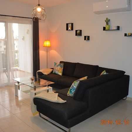 Luxury Apartment Pafos Exterior foto