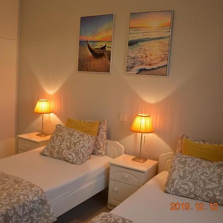 Luxury Apartment Pafos Exterior foto
