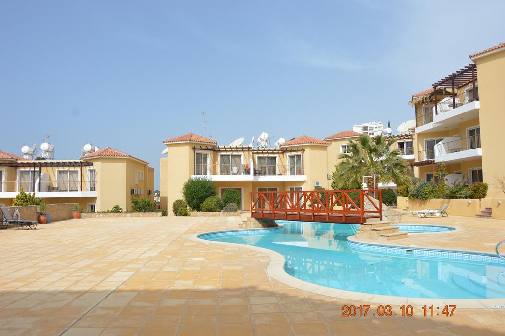 Luxury Apartment Pafos Exterior foto