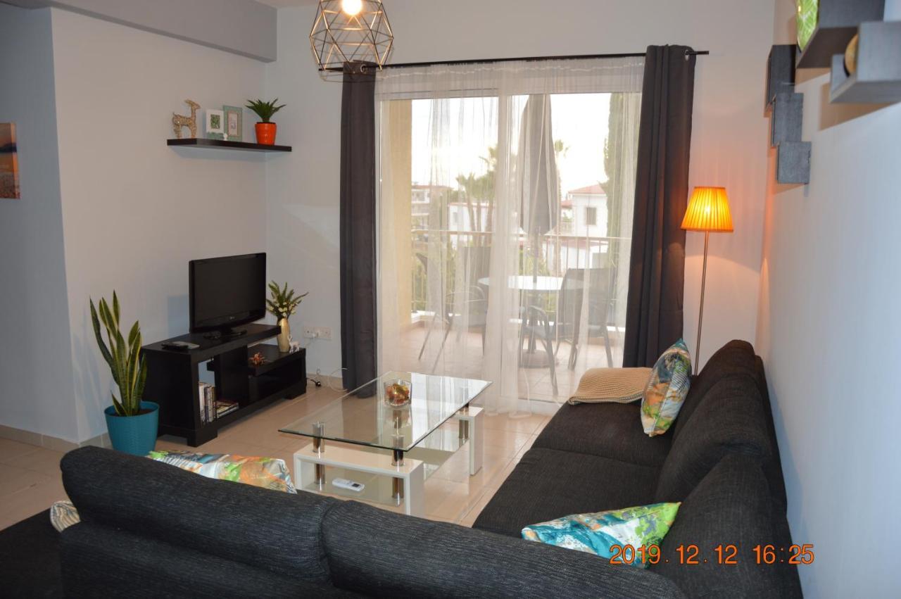 Luxury Apartment Pafos Exterior foto