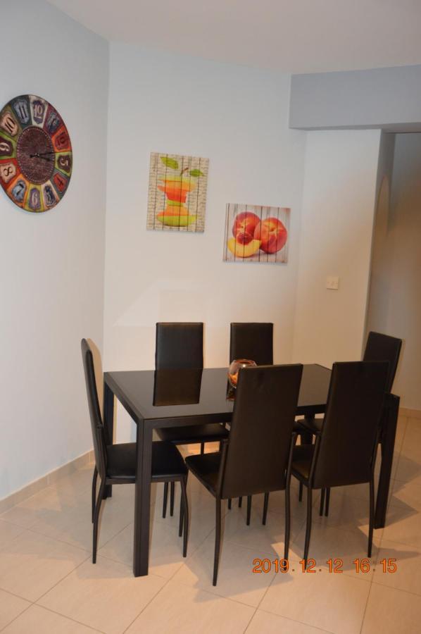 Luxury Apartment Pafos Exterior foto